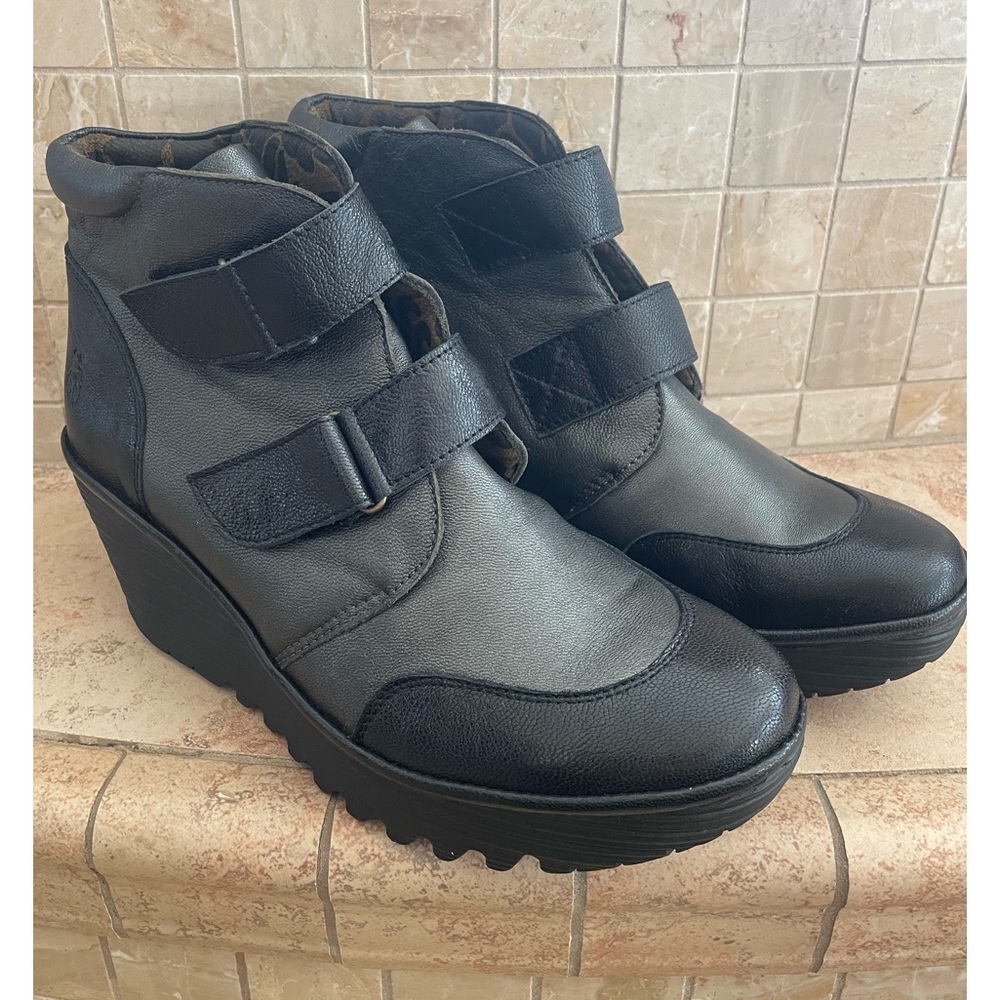 Fly London leather wedge boots size 42, NWT